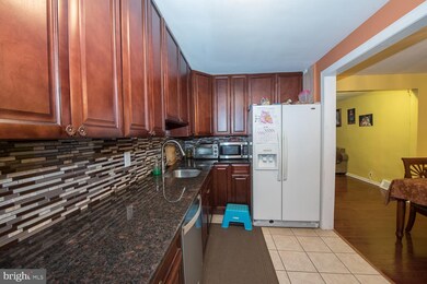 106 Botanic Ct, Upper Darby, PA 19082 - photo 2