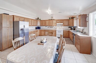 1027 N Signal Butte Rd, Mesa, AZ 85207 - photo 2