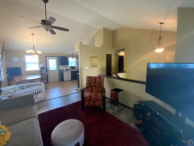 7207 SW 25th Ct, Topeka, KS 66614 - photo 4