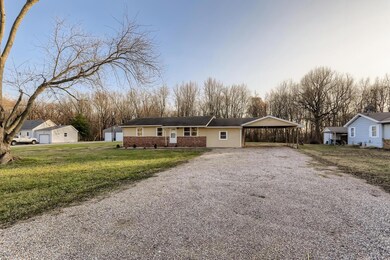 7855 Brosend Rd, Newburgh, IN 47630 - photo 2