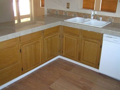kitchen2