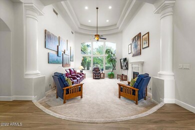 007-Entry & Formal Living Room