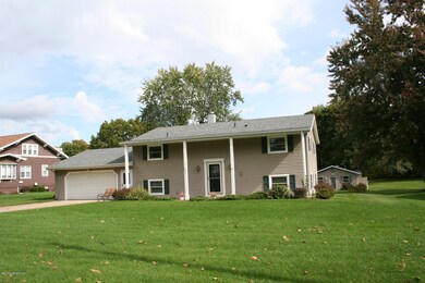front view 3 far