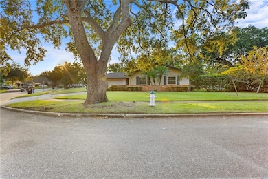 2743 Merrie Oaks Rd, Winter Park, FL 32792 - photo 3