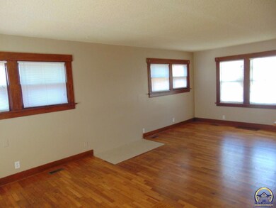 1812 W 1st Ave, Topeka, KS 66606 - photo 5