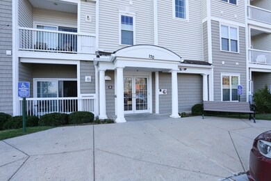 Wellington Crossing unit 311, Waltham, MA 02452 - photo 2