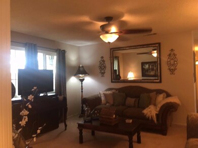 5872 E Lansing Way, Fresno, CA 93727 - photo 3