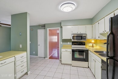 14-web-or-mls-Cherwell Ln unit 5b-S0211-