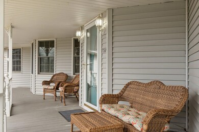 750 Meadow Ln, Crown Point, IN 46307 - photo 4