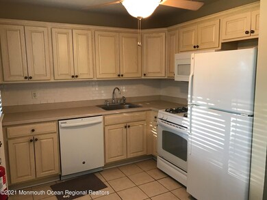 4A Juniper Ln, Eatontown, NJ 07724 - photo 2