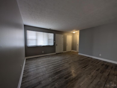 209 Rossman Ct, Franklin, OH 45005 - photo 4