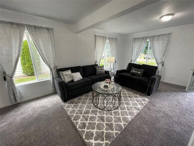 403 Corrin Ave SE, Orting, WA 98360 - photo 5