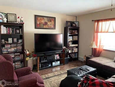 1004 S Center St, Shenandoah, IA 51601 - photo 6