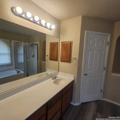 4007 Dunn Oak Dr, San Antonio, TX 78223 - photo 3