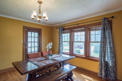 984 Montrose Ave, Columbus, OH 43209 - photo 5