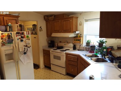 26654 SW Wiley Rd, Sheridan, OR 97378 - photo 5