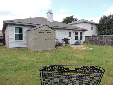 8509 Clear River Ln, Denton, TX 76210 - photo 2