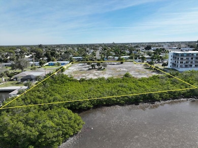 1460 S Mccall Rd unit B, Englewood, FL 34223 - photo 3