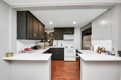 7309 Moline St unit B, Houston, TX 77087 - photo 5