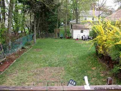 31 Lansing Rd N, Schenectady, NY 12304 - photo 3