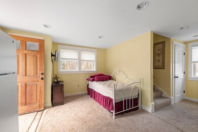 44 Plymouth St, Center Harbor, NH 03226 - photo 5