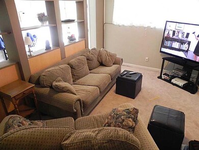 39 Circle Dr, Carmel, IN 46032 - photo 7