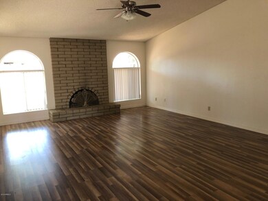 908 W Mesquite St, Chandler, AZ 85225 - photo 2