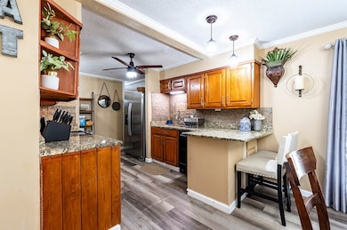 1403 Edgerly Ave, Albany, GA 31707 - photo 6