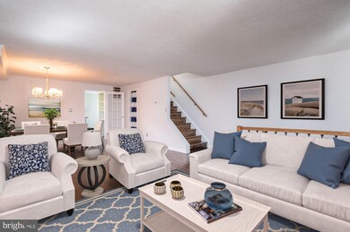 1004 Grovehill Rd, Halethorpe, MD 21227 - photo 2