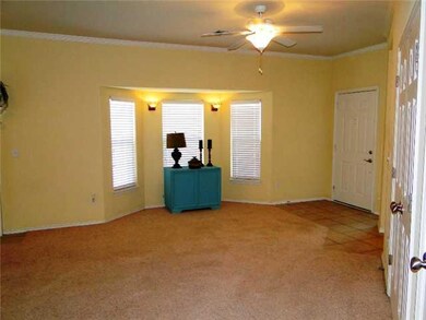 1923 Ridge Crest Dr, Shawnee, OK 74804 - photo 4