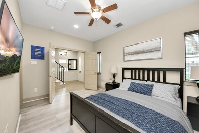 4510 Inker St unit B, Houston, TX 77007 - photo 4