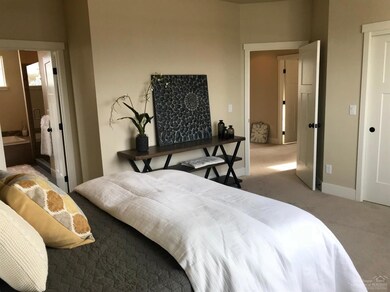 61586 Alstrup Rd, Bend, OR 97702 - photo 4