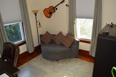 7 Winsor St, Fairhaven, MA 02719 - photo 4