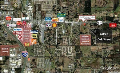 2415 E Oak St, Conway, AR 72032 - photo 2