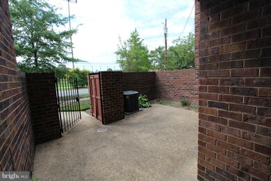 1039 Michigan Ave NE unit 1039, Washington, DC 20017 - photo 2