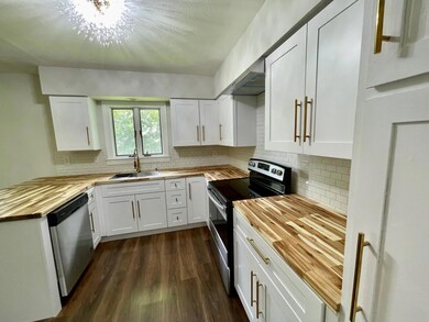 1233 Ironwood Dr, Columbus, OH 43229 - photo 3