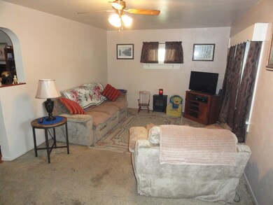 911 W King St, Garrett, IN 46738 - photo 3