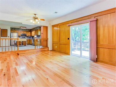 6327 Charlotte St, Shawnee, KS 66216 - photo 6