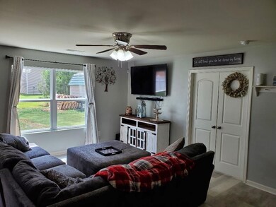 110 Arbor Creek, Warner Robins, GA 31093 - photo 2