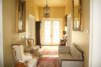 Entrance looking toward front door