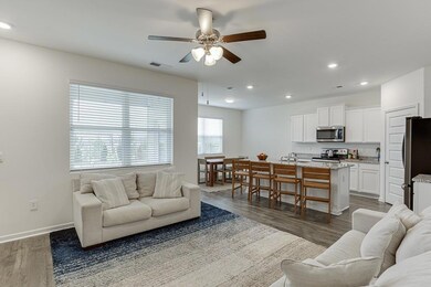 49 Gaston Ct