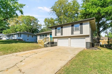 8304 E 106th St, Kansas City, MO 64134 - photo 3