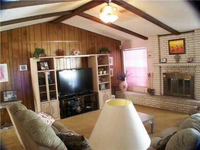 10129 Stoneway Dr, El Paso, TX 79925 - photo 3