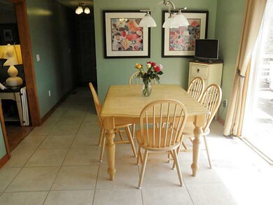 147 Hidden Lake Dr, Saunderstown, RI 02874 - photo 6