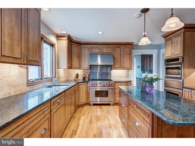 824 Happy Creek Ln, West Chester, PA 19380 - photo 4