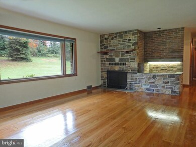 1392 Bridgetown Pike, Feasterville Trevose, PA 19053 - photo 5