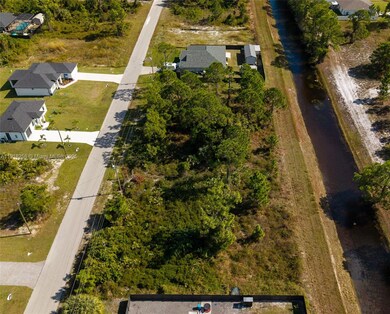 844 Foxtail St E, Lehigh Acres, FL 33974 - photo 4