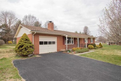 9921 Massanutten Ave, New Market, VA 22844 - photo 2