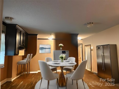 Virtual Staging Diningroom
