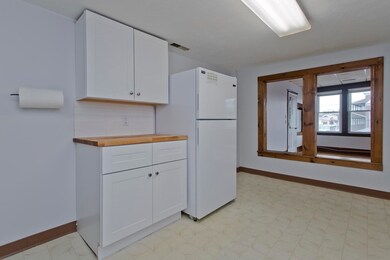 3 Highland Ave unit 3, Ludlow, MA 01056 - photo 3